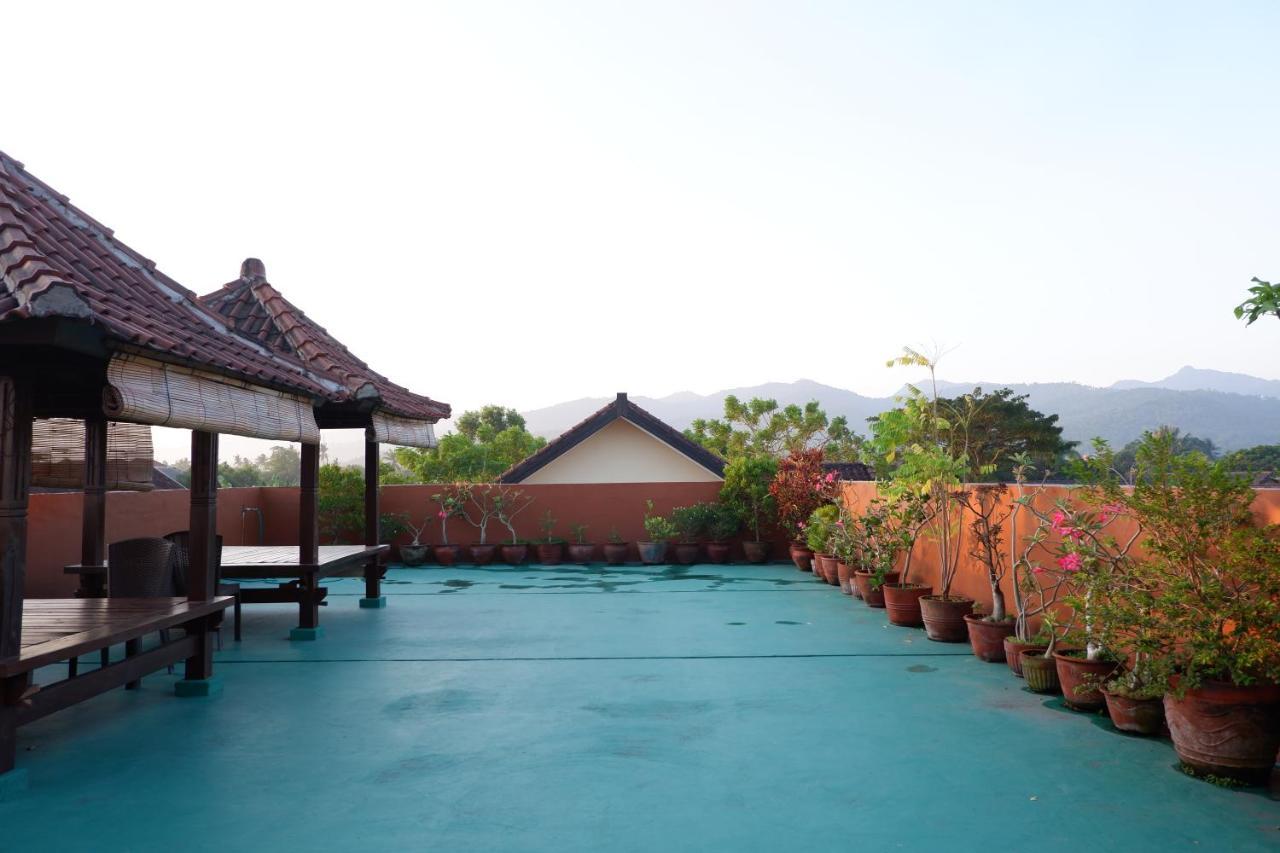 شقة Reddoorz At Bale Eja Syariah Senggigi Montongbuwoh المظهر الخارجي الصورة