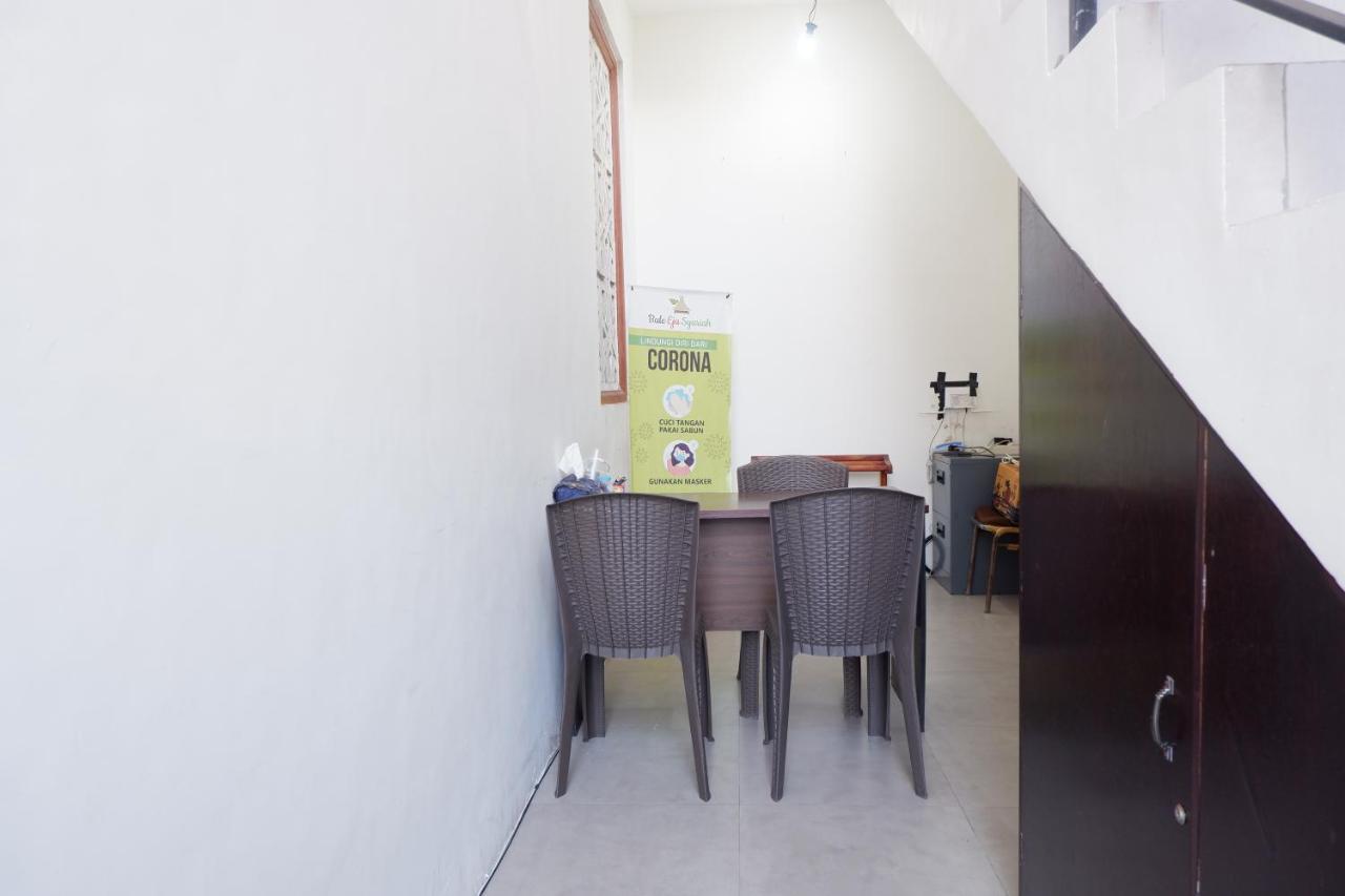 شقة Reddoorz At Bale Eja Syariah Senggigi Montongbuwoh المظهر الخارجي الصورة