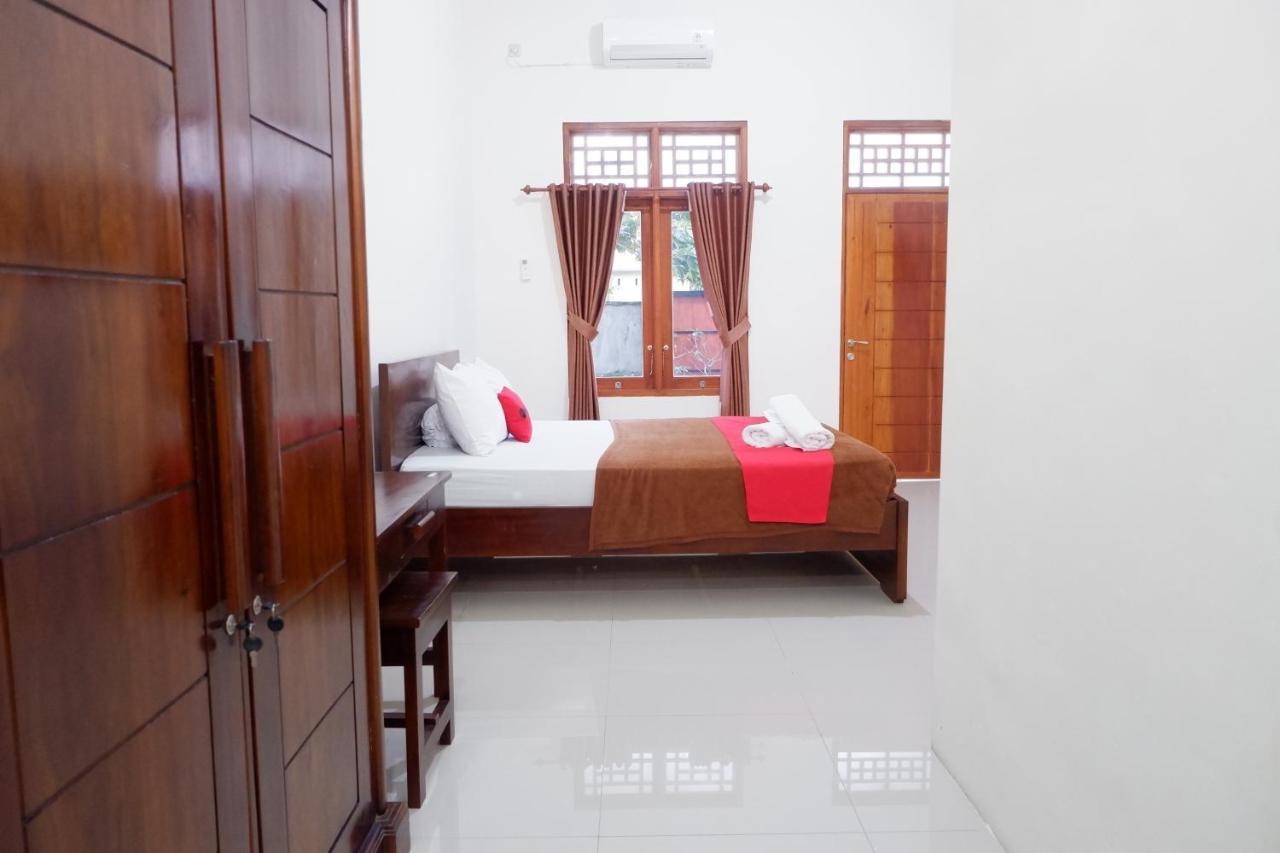 شقة Reddoorz At Bale Eja Syariah Senggigi Montongbuwoh المظهر الخارجي الصورة